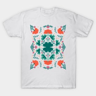 Clovers and flowers - green and orange T-Shirt